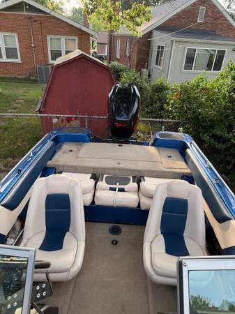 2004 Skeeter, Import USA — Foto 3 z 11