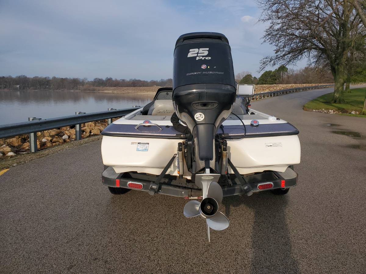 2014 Skeeter, Import USA — Foto 4 z 10