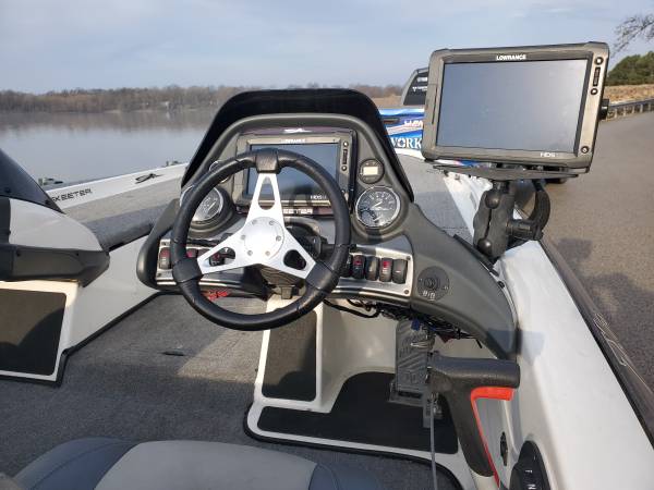 2014 Skeeter, Import USA — Foto 5 z 10