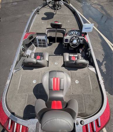 2010 Ranger, Import USA — Foto 4 z 12