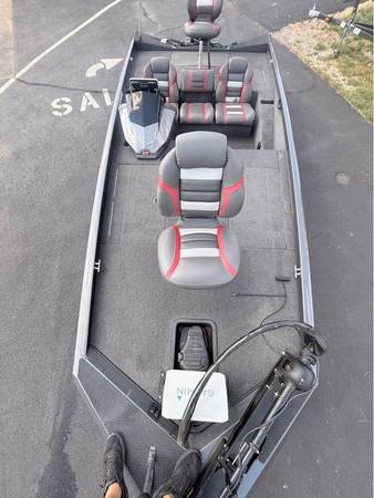 2019 Ranger, Import USA — Foto 5 z 12
