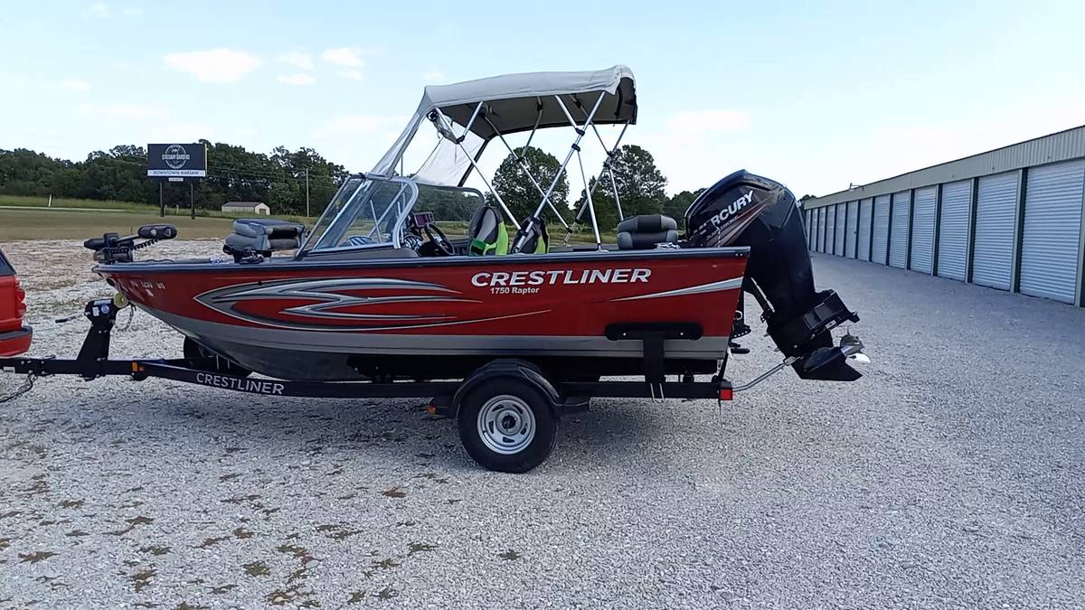 2015 Crestliner, Import USA — Foto 6 z 9