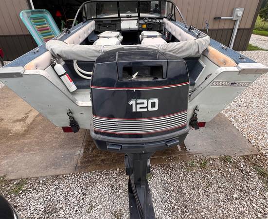 1990 Lowe, Import USA — Foto 6 z 9