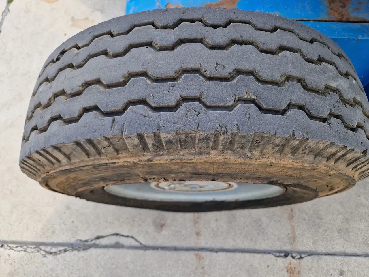 2011 Genie, 1.244 mth, Import Auf Lager in der EU — Foto 14 z 17