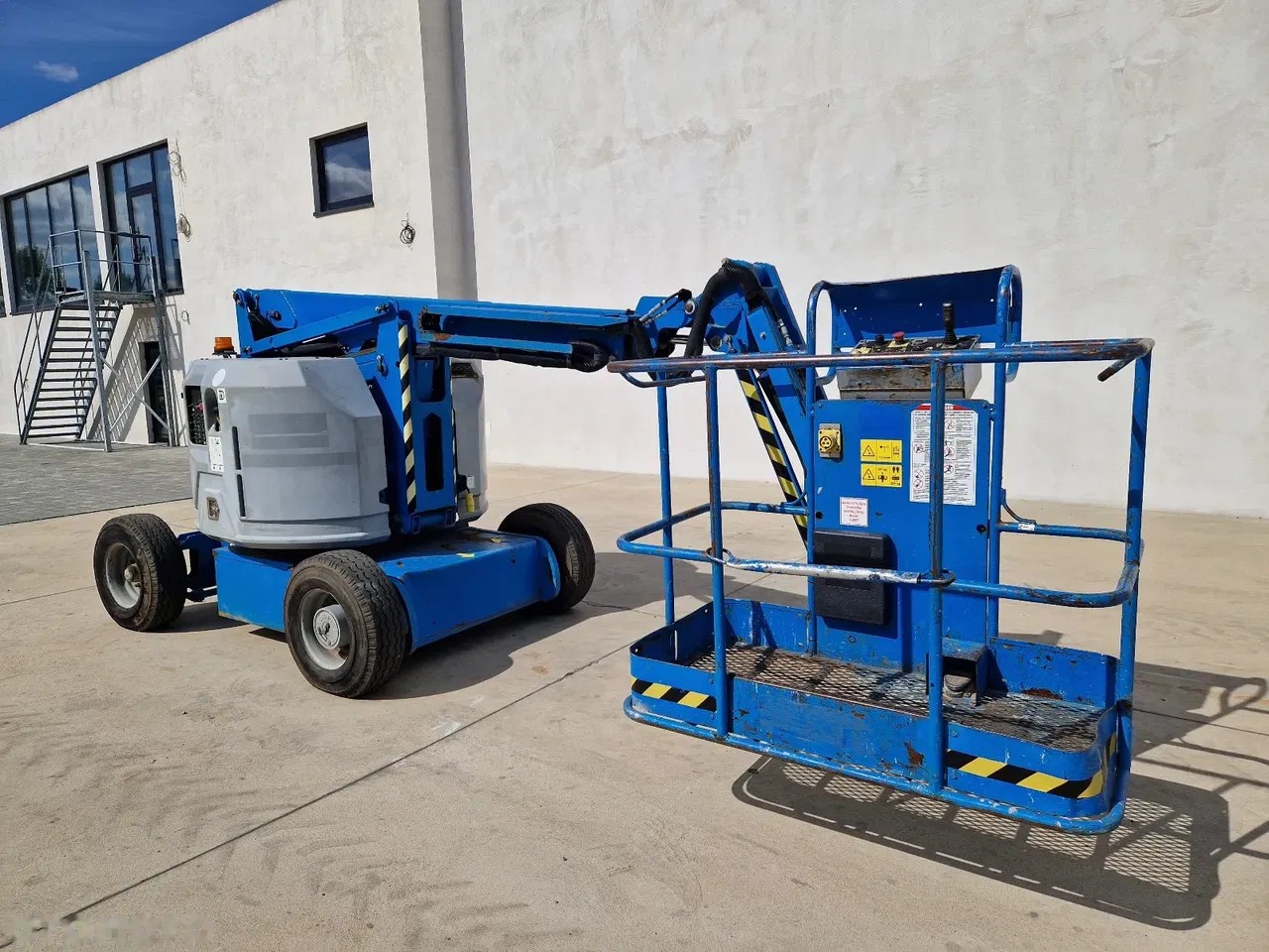 2011 Genie, 1.244 mth, Import Auf Lager in der EU — Foto 2 z 17