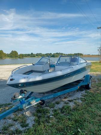 Four Winns, Import USA — Foto 1