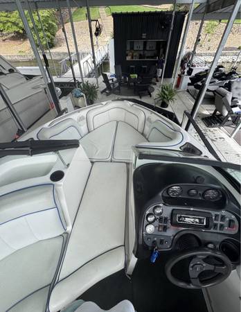 1999 Supra, Import USA — Foto 3 z 6