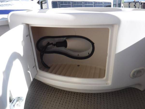 2006 Crestliner, Import USA — Foto 3 z 6