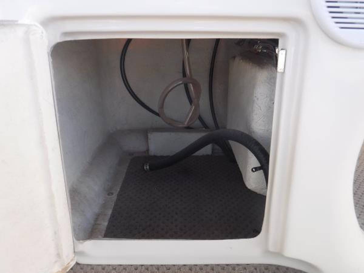 2006 Crestliner, Import USA — Foto 4 z 6