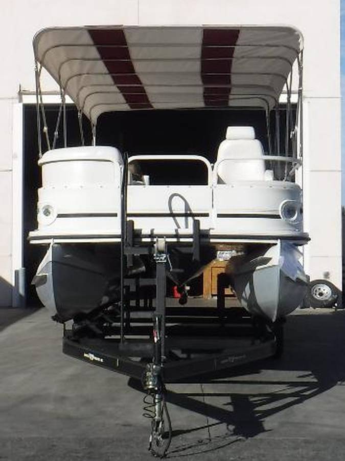 2006 Crestliner, Import USA — Foto 6 z 6