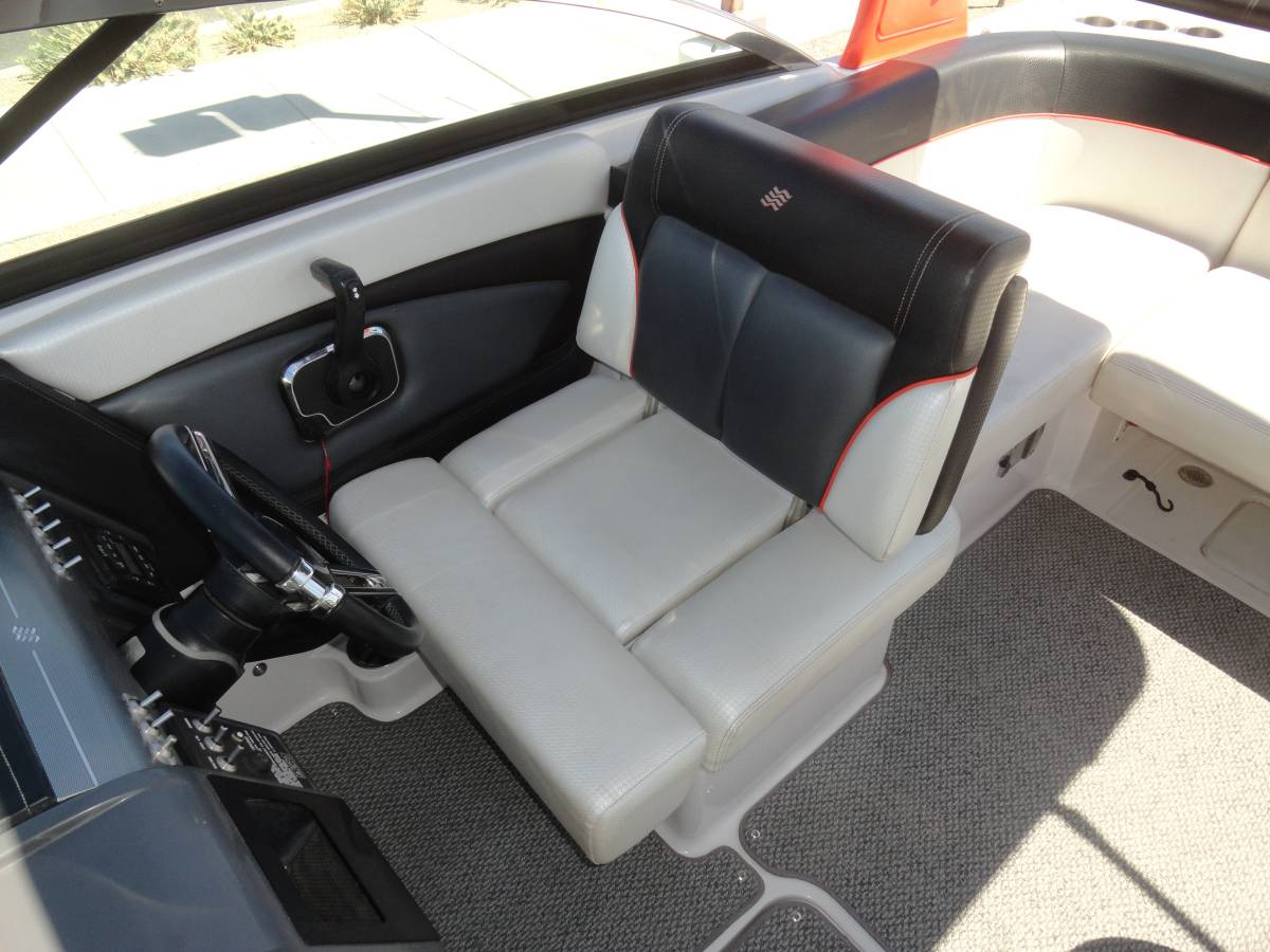 2016 Four Winns, Import USA — Foto 12 z 12
