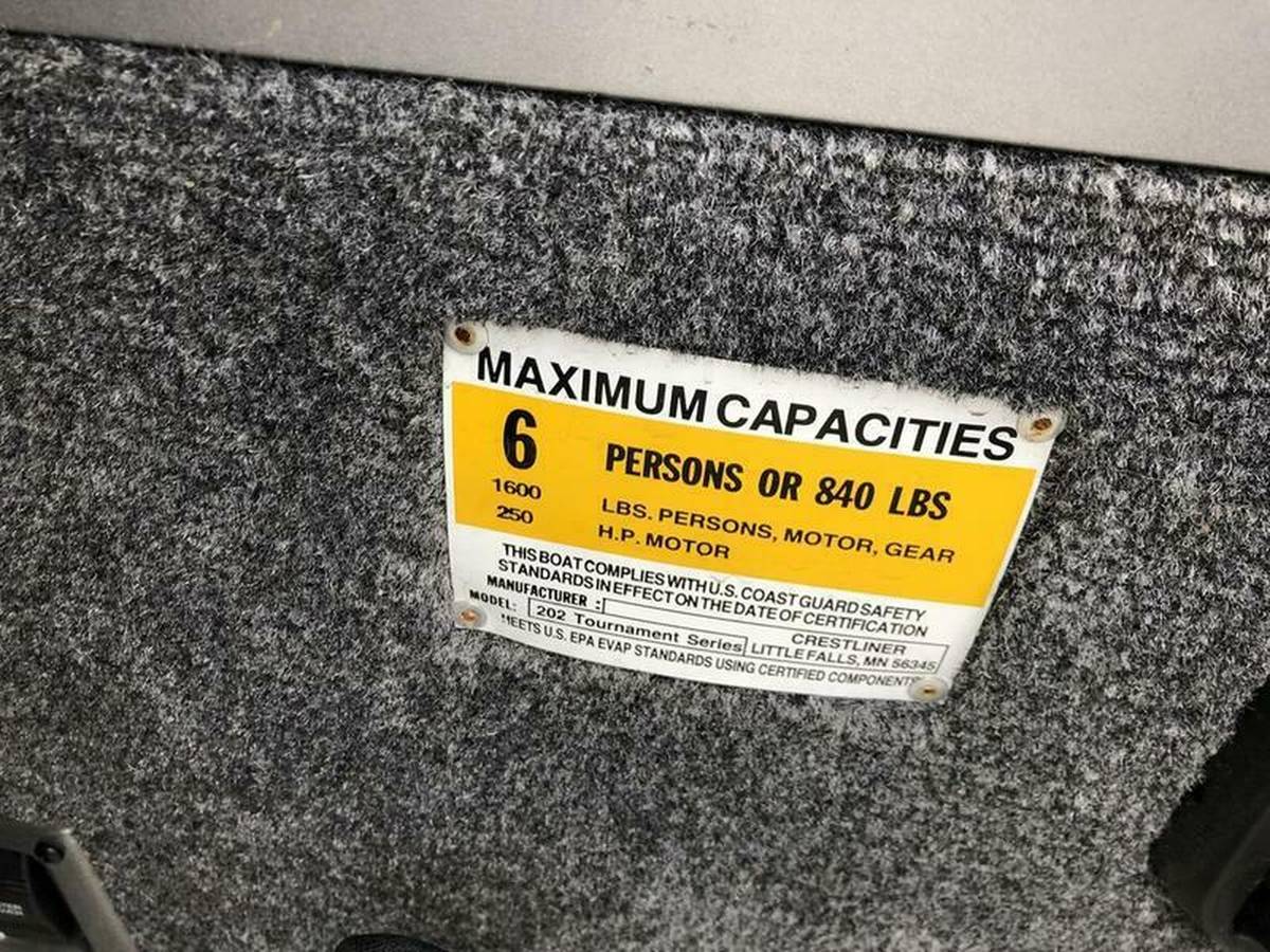 2011 Crestliner, Import USA — Foto 5 z 5