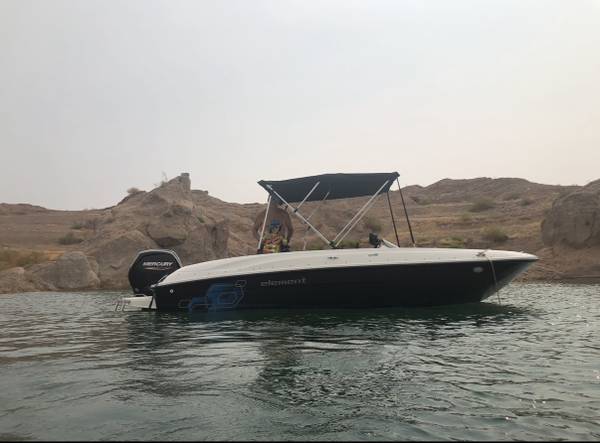 2021 Bayliner, Import USA — Foto 1