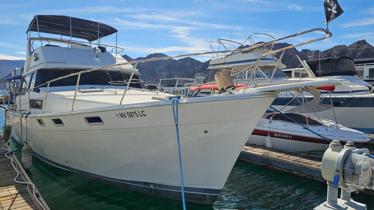 1987 Bayliner, Import USA — Foto 1