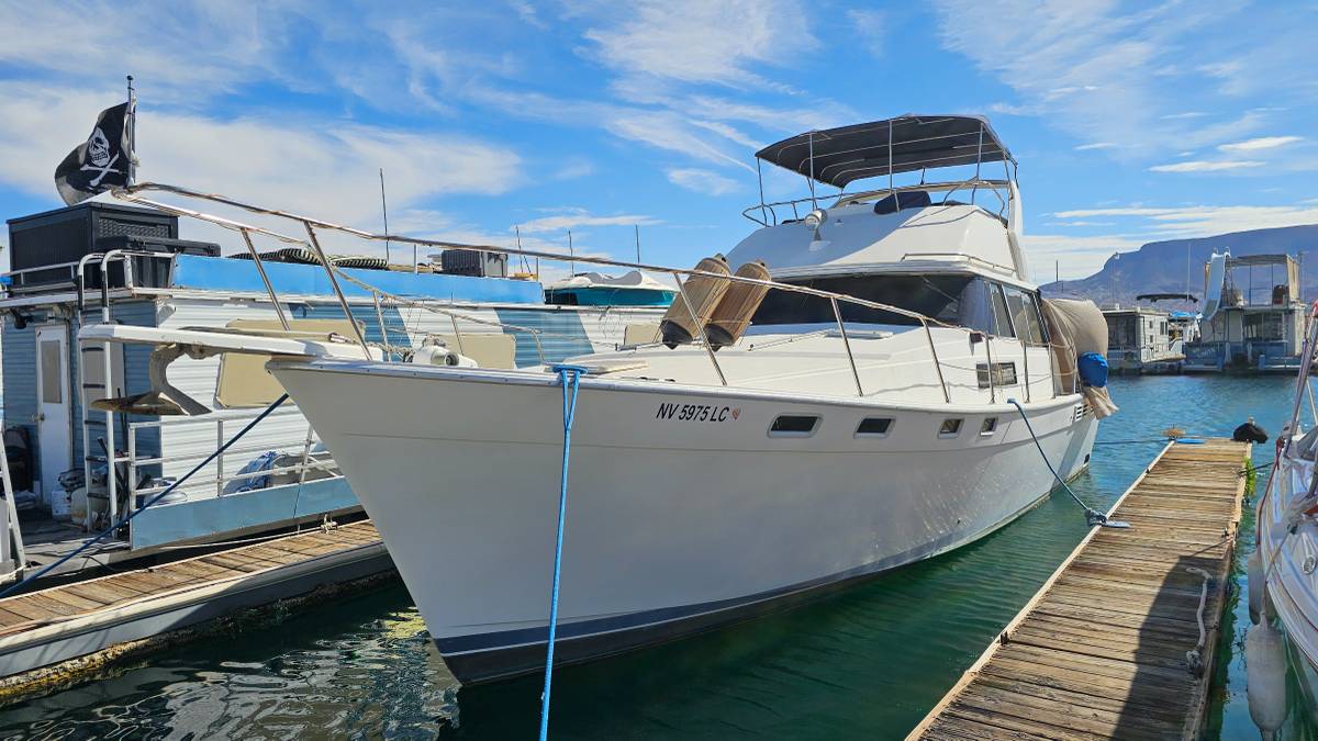 1987 Bayliner, Import USA — Foto 2 z 12