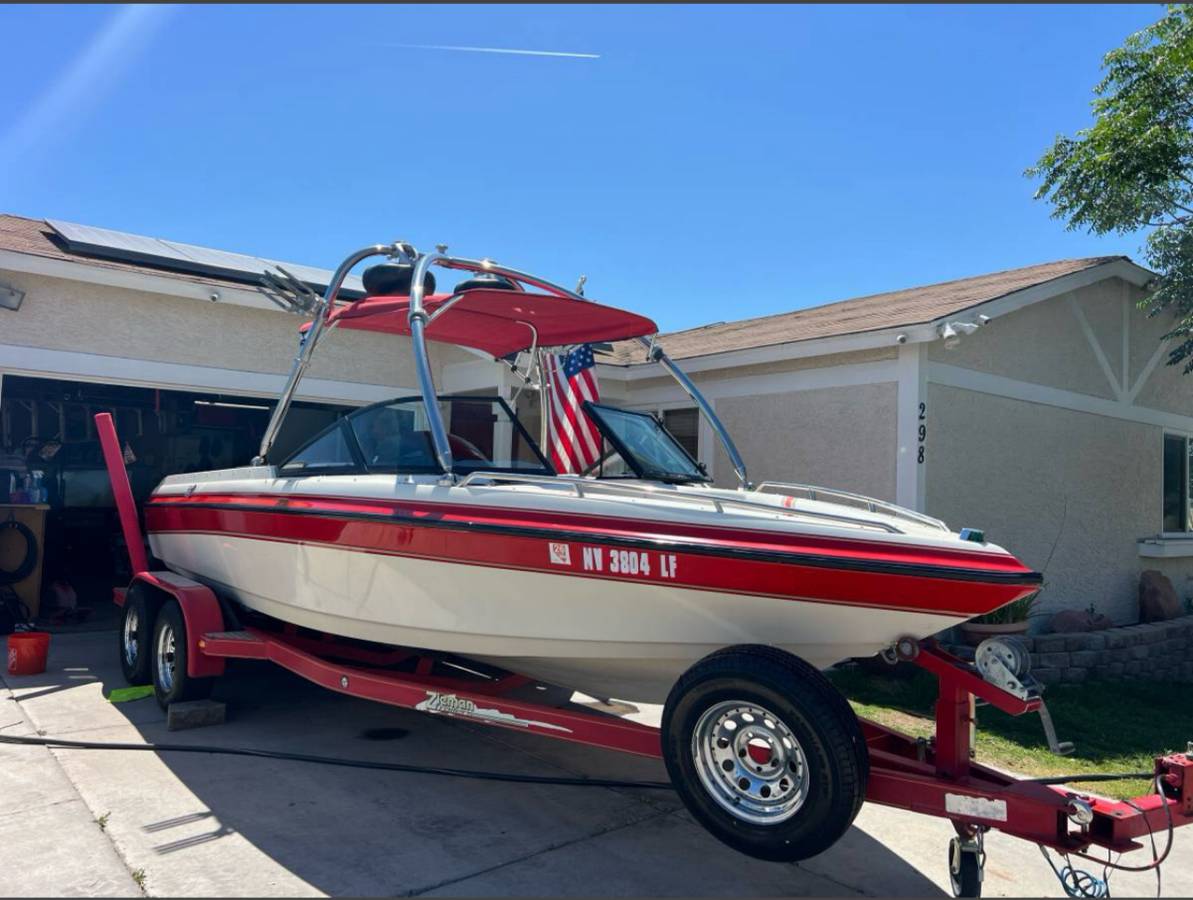 Malibu, Import USA — Foto 2 z 10