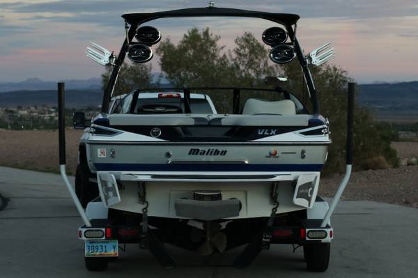 2014 Malibu, Import USA — Foto 3 z 12