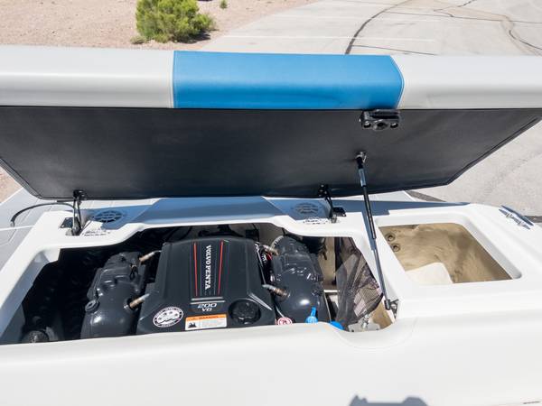 2019 Malibu, Import USA — Foto 12 z 12