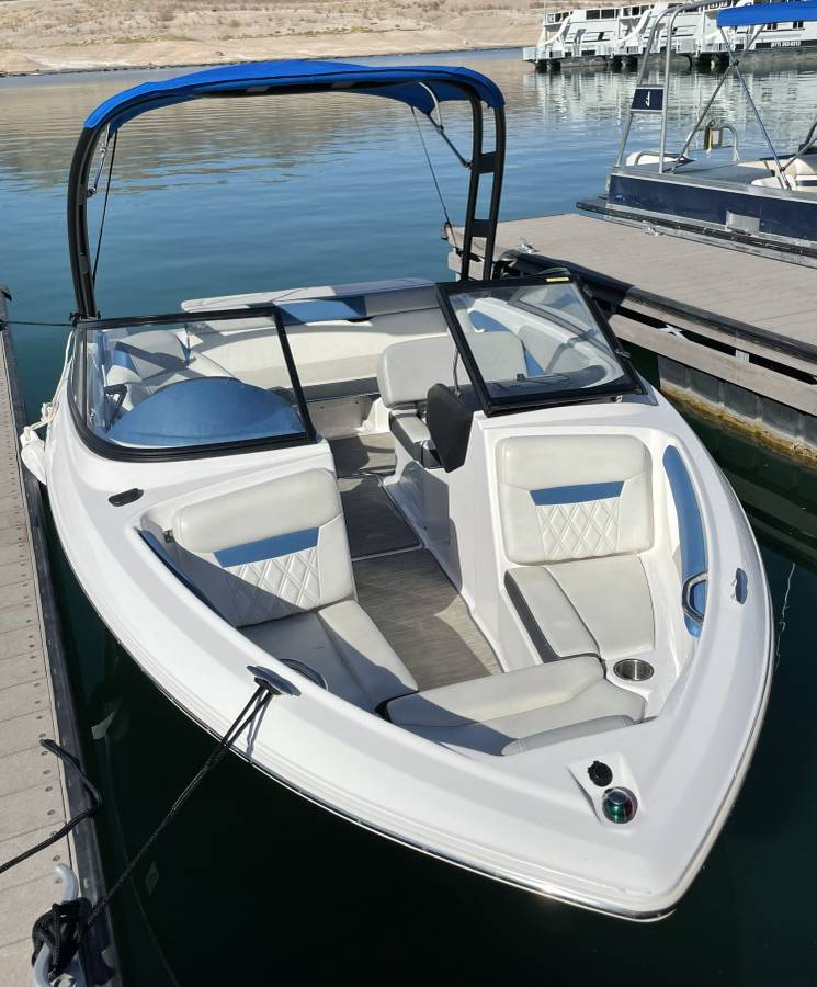 2019 Malibu, Import USA — Foto 3 z 12