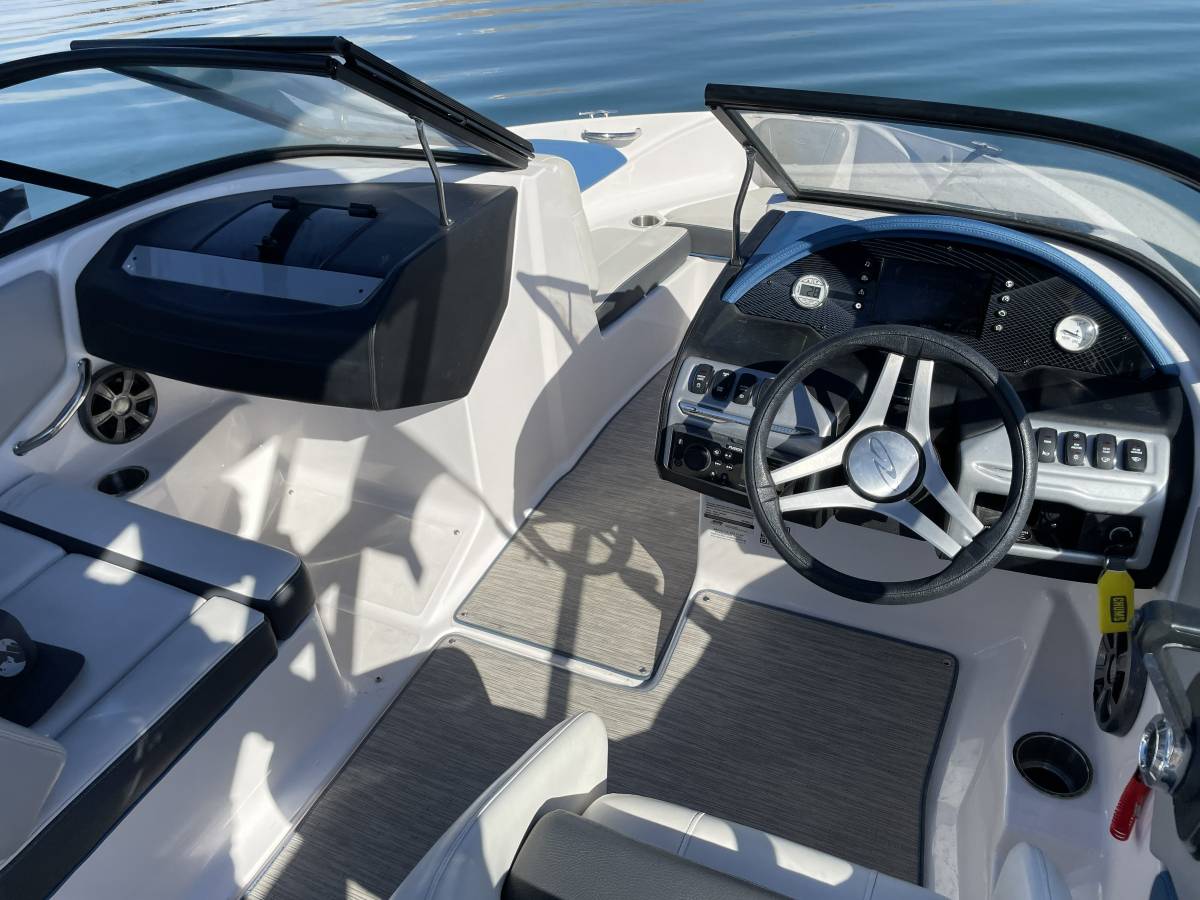 2019 Malibu, Import USA — Foto 6 z 12