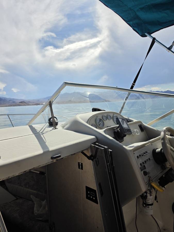 Bayliner, Import USA — Foto 4 z 12