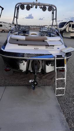 2016 Four Winns, Import USA — Foto 5 z 12
