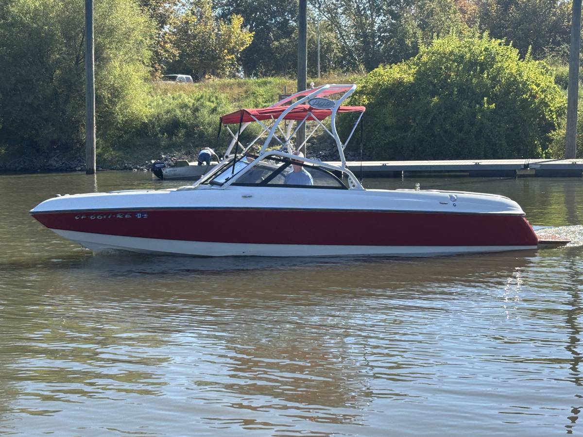 Tige, Import USA — Foto 1