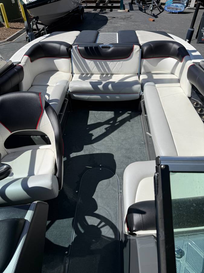 2015 MasterCraft, Import USA — Foto 6 z 12