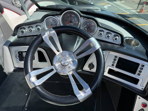 2015 MasterCraft, Import USA — Foto 9 z 12