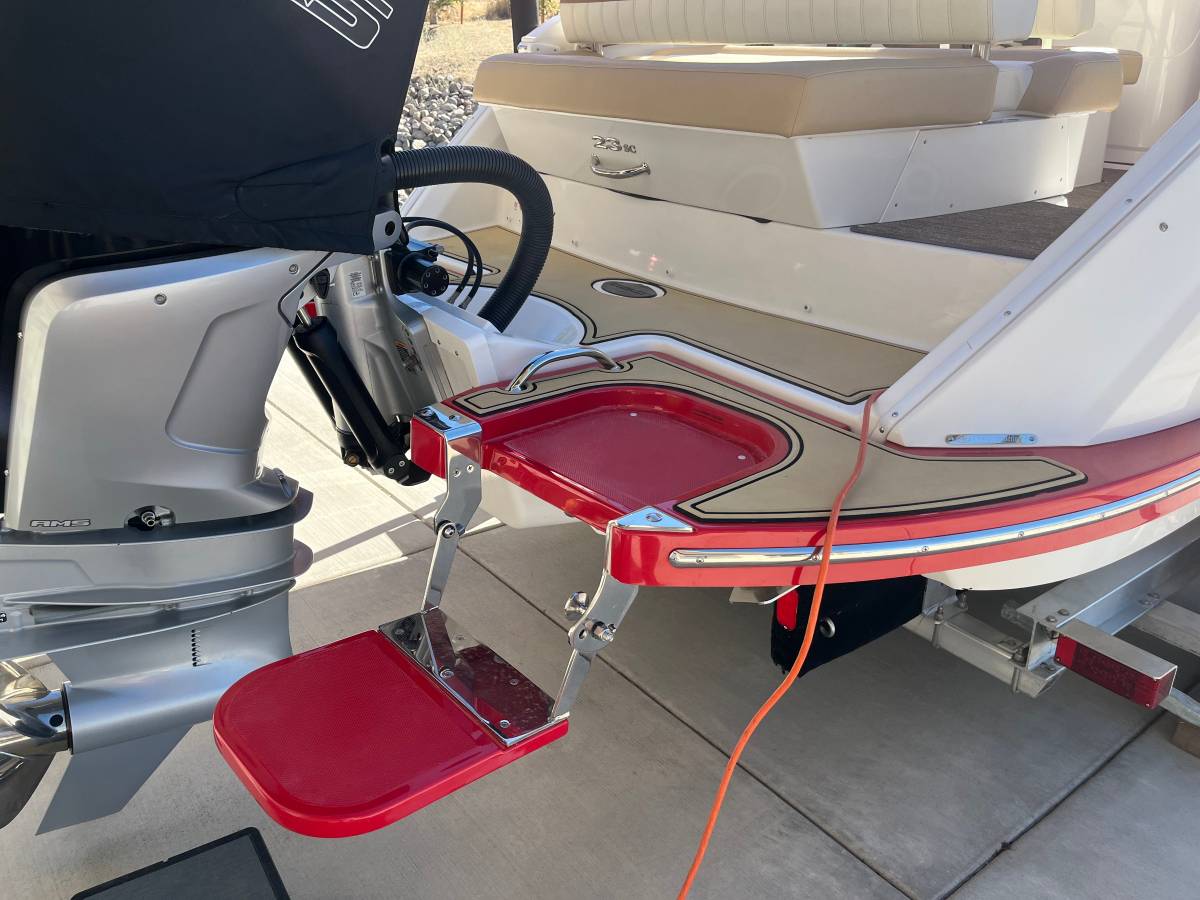 2021 Cobalt, Import USA — Foto 7 z 12