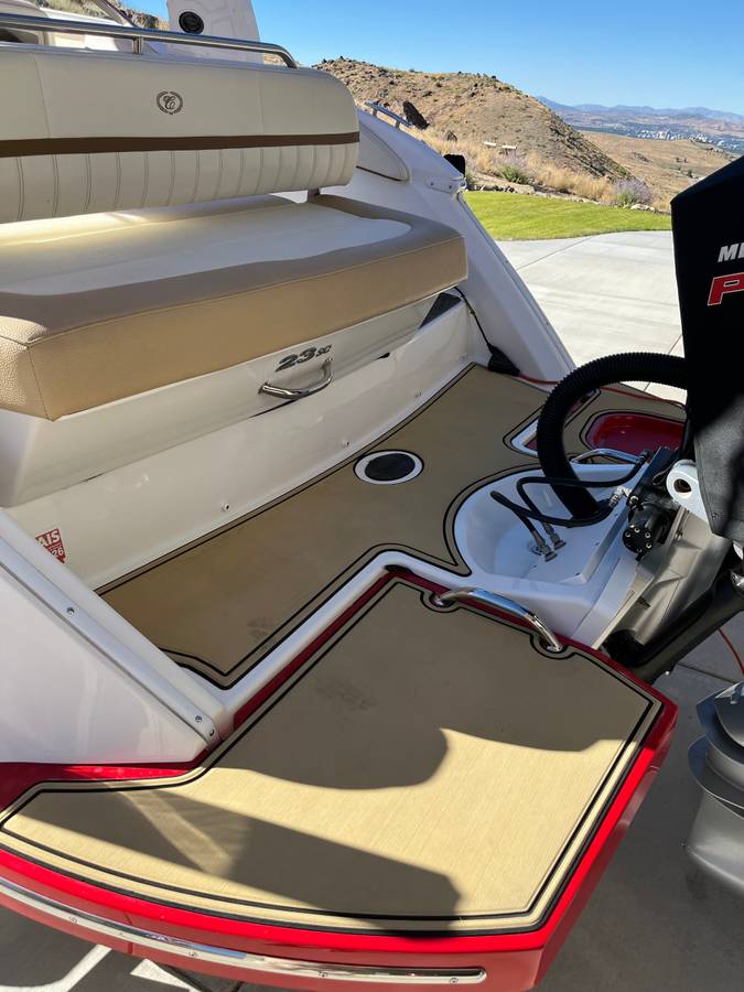 2021 Cobalt, Import USA — Foto 9 z 12