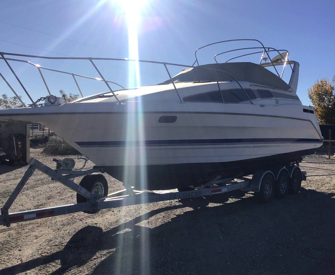 Bayliner, Import USA — Foto 3 z 12