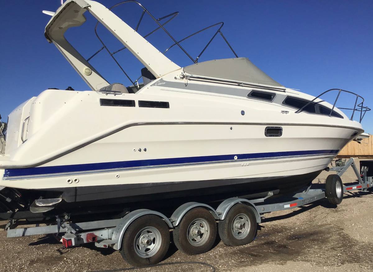 Bayliner, Import USA — Foto 4 z 12