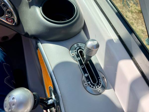 2004 Nautique, Import USA — Foto 11 z 12
