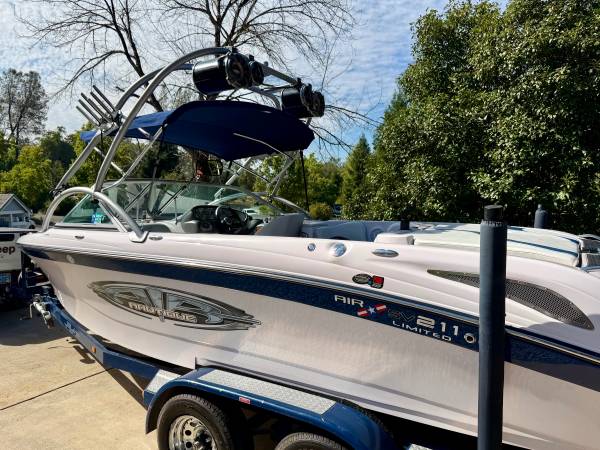 2004 Nautique, Import USA — Foto 4 z 12