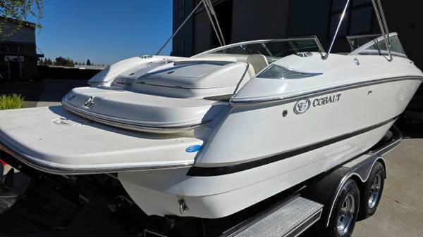 Cobalt, Import USA — Foto 5 z 12