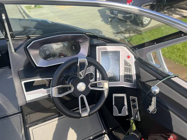 2021 MasterCraft, Import USA — Foto 4 z 12