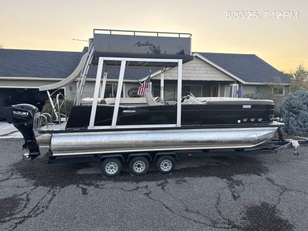 2021 Catalina, Import USA — Foto 4 z 12