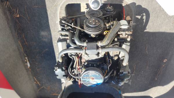 1995 Malibu, Import USA — Foto 3 z 9