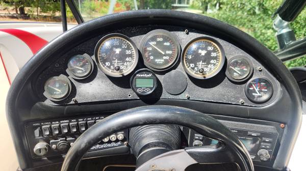 1995 Malibu, Import USA — Foto 4 z 9