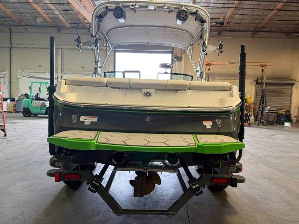 2019 MasterCraft, Import USA — Foto 5 z 9