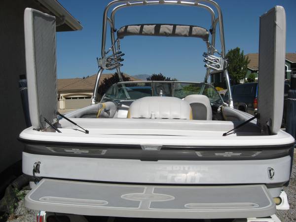 2005 MasterCraft, Import USA — Foto 2 z 9