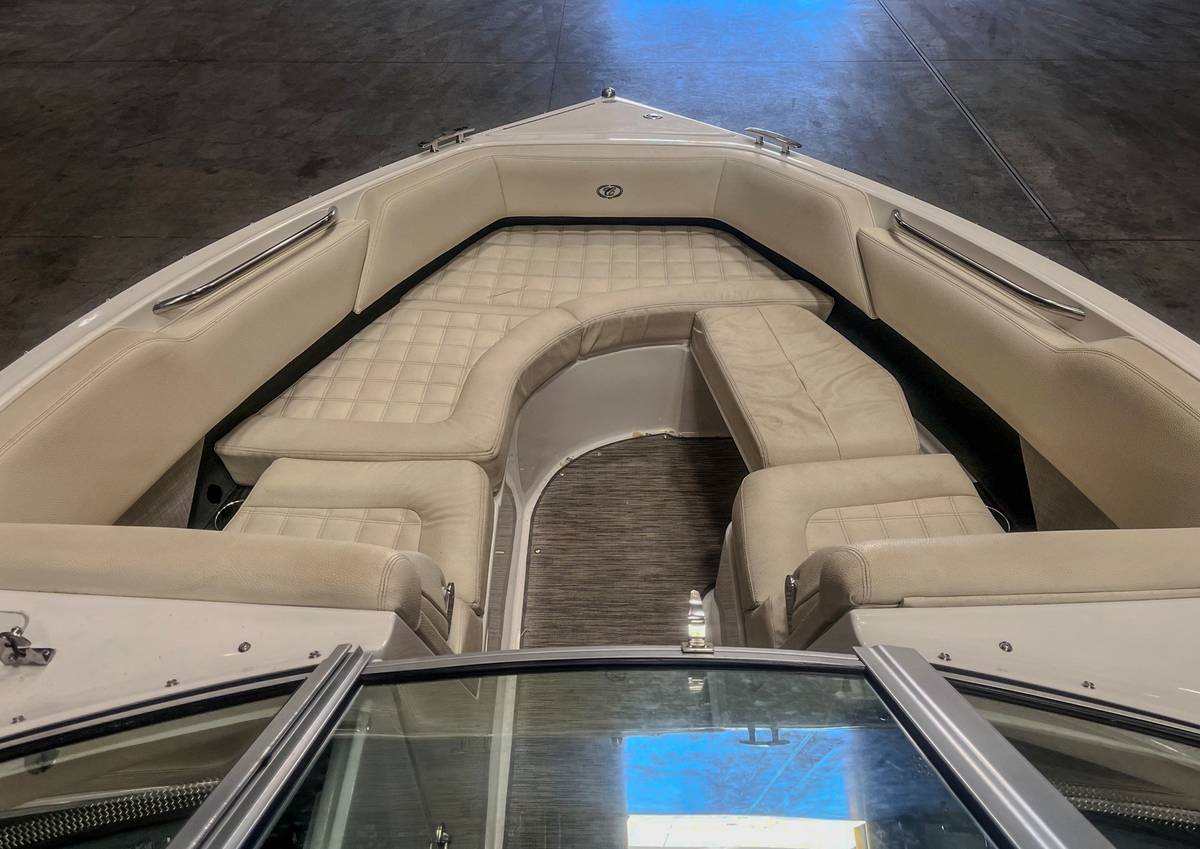 2021 Cobalt, Import USA — Foto 4 z 12