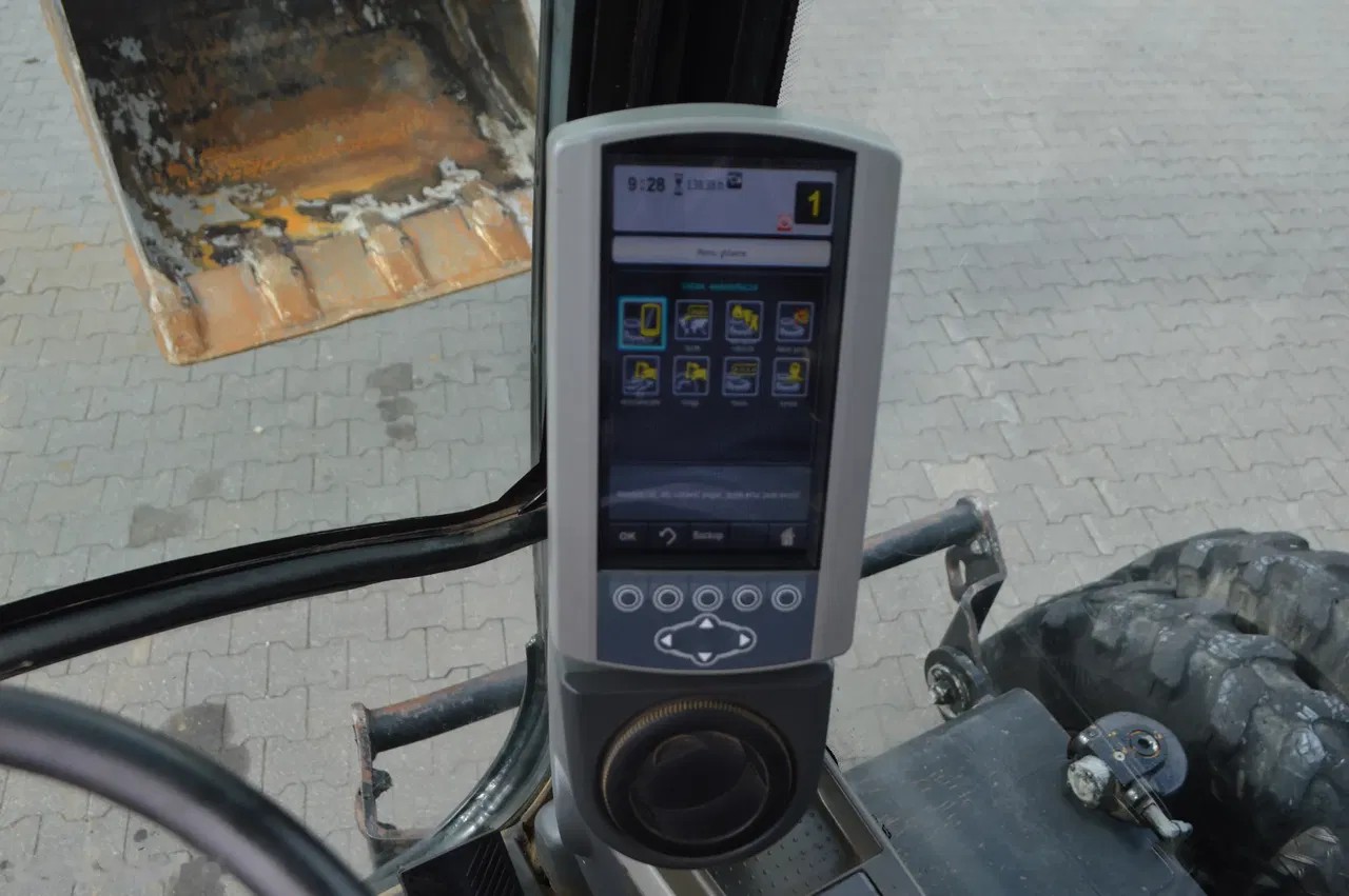 2011 Caterpillar M316 D, 13.838 mth, Import Auf Lager in der EU — Foto 14 z 22