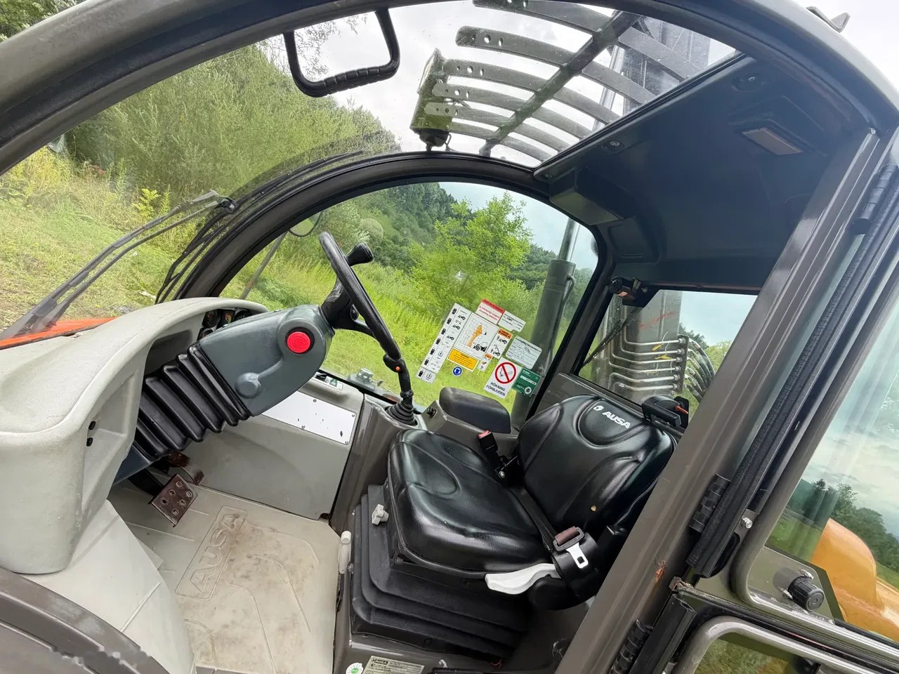 2016 Ausa T204, 3.800 mth, Import Auf Lager in der EU — Foto 8 z 24