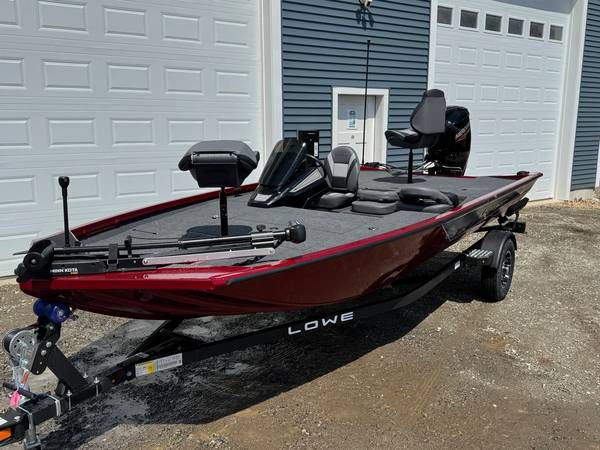 Lowe, Import USA — Foto 1