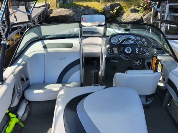 2003 Nautique, Import USA — Foto 2 z 12