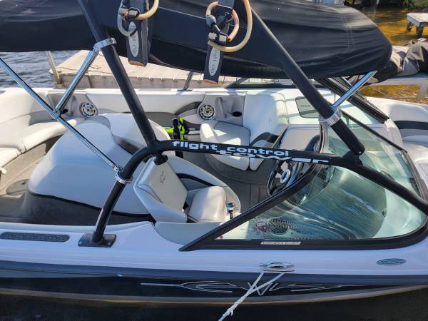 2003 Nautique, Import USA — Foto 7 z 12