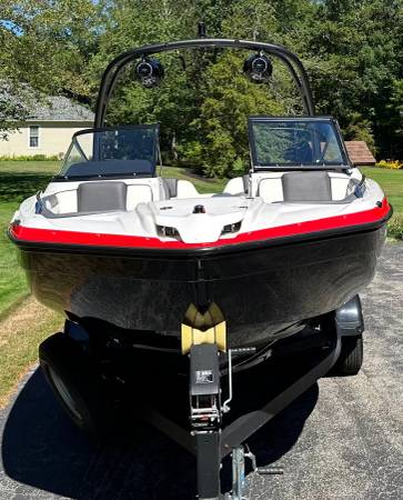 2021 Yamaha, Import USA — Foto 10 z 12