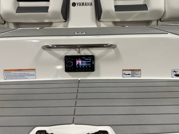 2021 Yamaha, Import USA — Foto 12 z 12